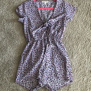 Francesca’s Romper- size xs
